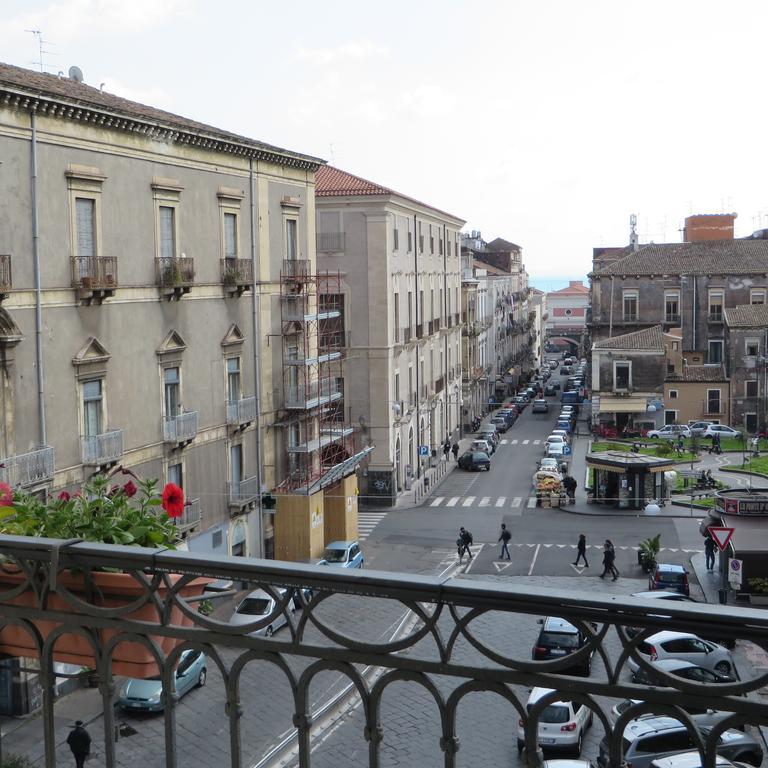 B&B Al Teatro Massimo CTA Cameră foto